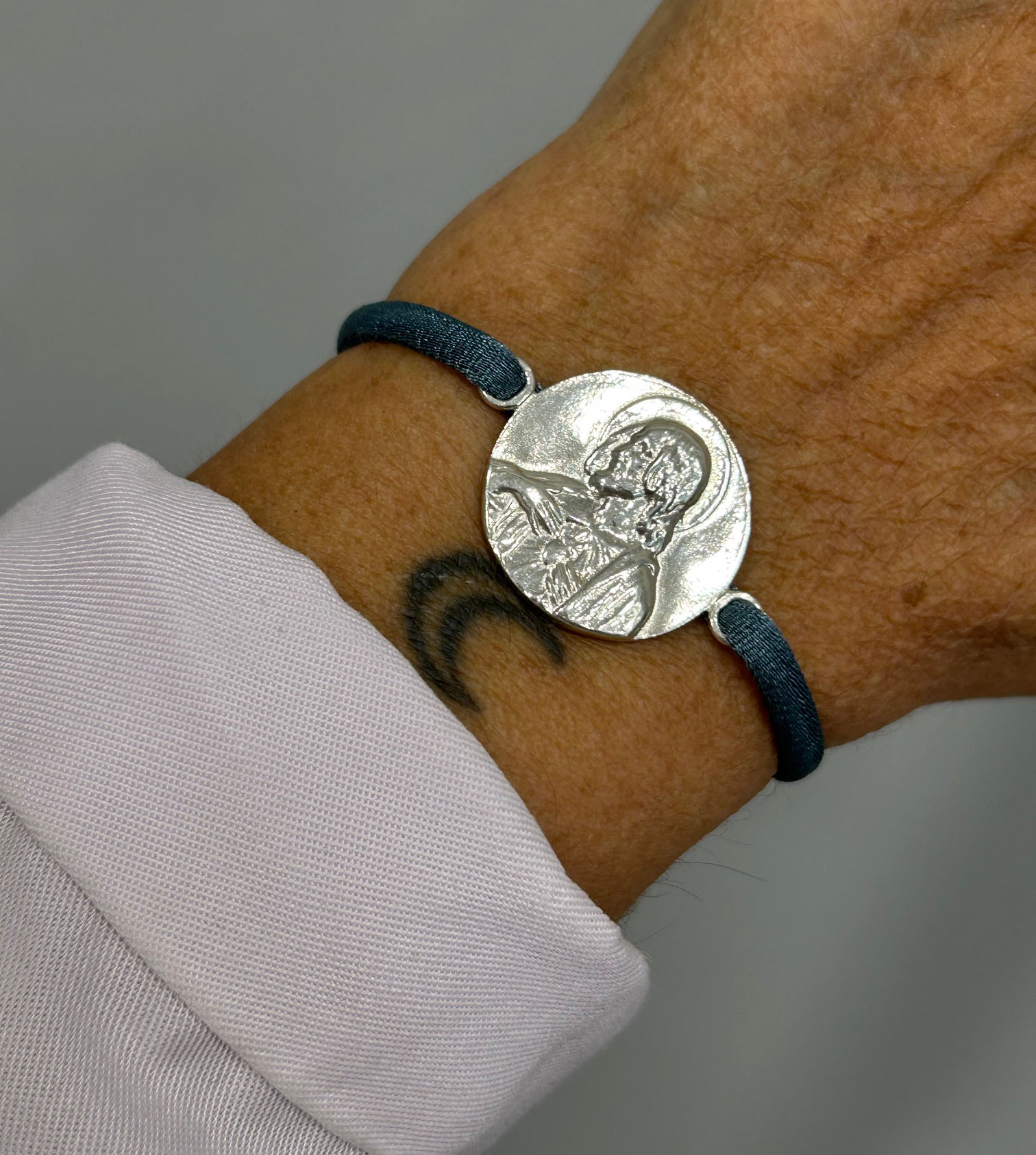 Pulsera escapulario Sagrado Corazón - Imagen 2